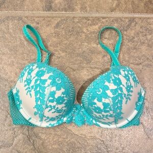 Victoria's Secret Teal Floral Lace Bra